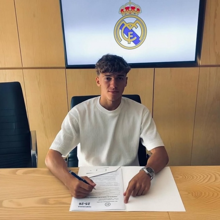 18岁皇马小将皮塔奇：跟姆巴佩等人训练难以置信 偶像是巴尔韦德