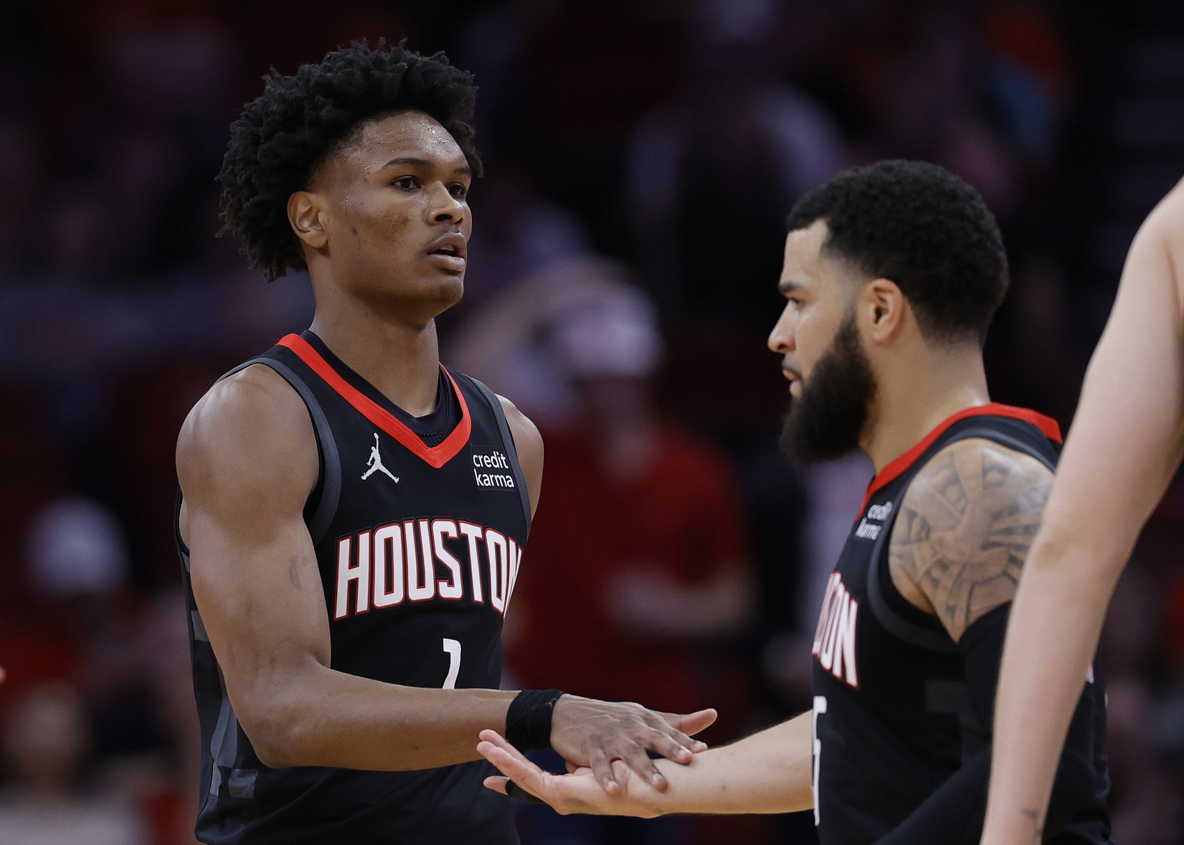 船记：火箭不能没有范弗里特 阿门有潜力但他组织能力有限