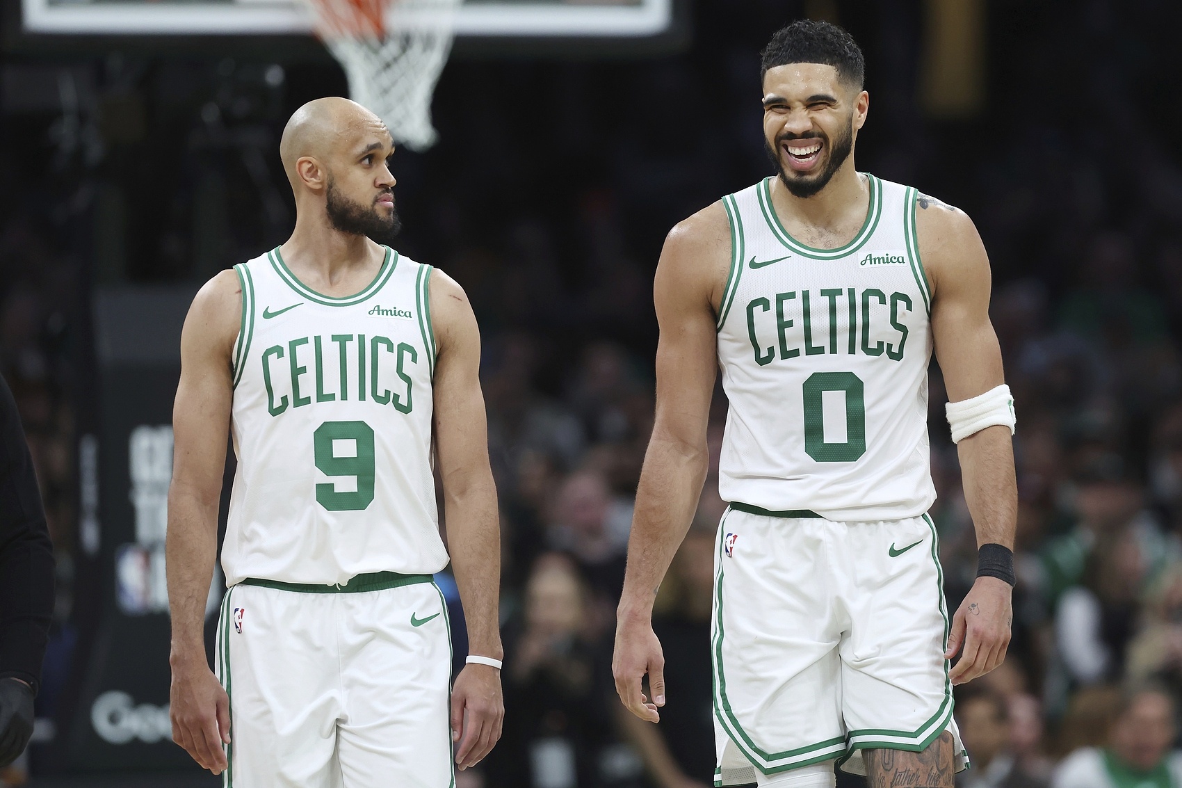 怀特：球队的核心阵容没咋变化 我们要让新来的球员尽快融入体系