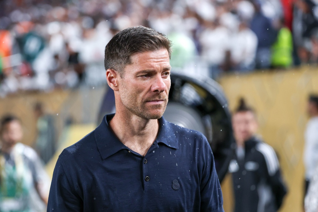 西媒：皇马能否整场高强度压迫马竞是悬念 马德里德比考验阿隆索